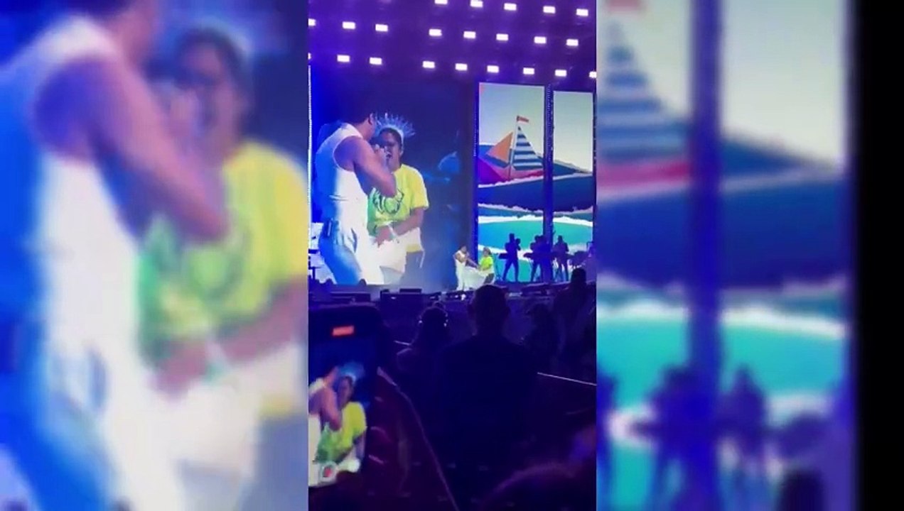 ext-Carlos-Rivera-despedida‐soltera-23112024