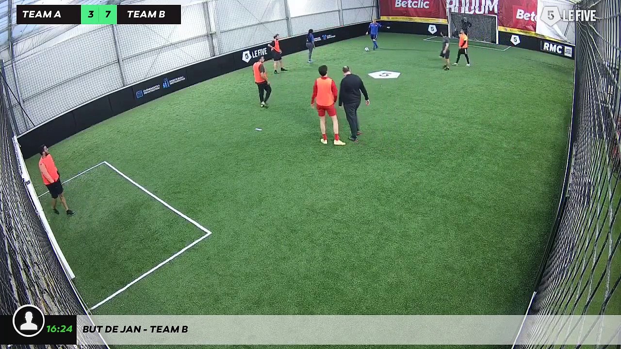 But de Jan - Team B