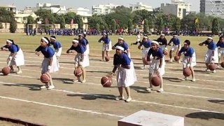 Sports Day 2024: स्कूली बच्चों की बास्केटबॉल ड्रिल के दर्शक भी हुए मुरीद, वीडियो में देखें कमाल का सामंजस्य