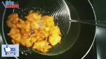 How to Make Onion Pakora (Pyaz Pakora) Recipe
