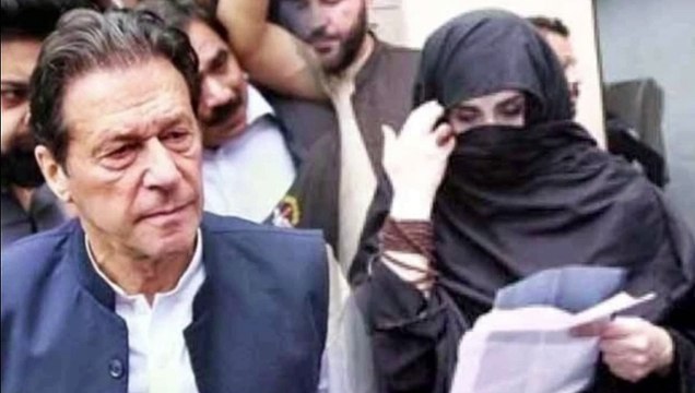 Bushra Bibi also in convoy of Peshawar to attend protest in Islamabad