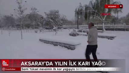 Aksaray'da bir kişi parkta kar banyosu yaptı