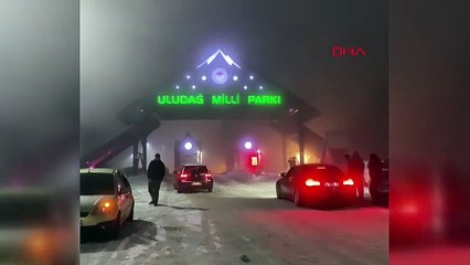 Bursa'ya adeta çığ düştü! Kar kalınlığı 50 cm'yi geçti