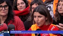 Miles de personas protestan contra precios de los alquileres en Barcelona