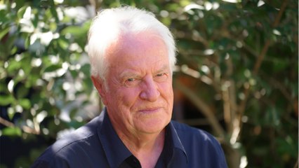 GALA VIDEO - André Dussollier cash sur la vie de couple à 78 ans : “Chacun chez soi, c’est bien plus raisonnable !”