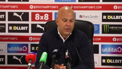 Slot annoyed after Liverpool's difficult 3-2 Southampton win to go eight points clear