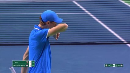 Jannik Sinner Secoue l'Italie avec une Victoire Cruciale en Coupe Davis 🇮🇹