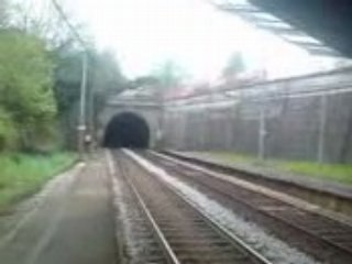 Passage d'une UM de 3 BB75000 avec 21 wagons trémies