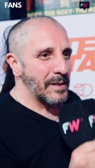 PING PONG CON INTEGRANTES DE LA BERSUIT VERGARABAT.