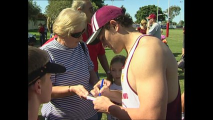 Former NRL player joins call for mandatory concussion training as federal government backs education push