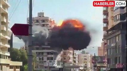 İsrail Ordusu, Beyrut'un Güneyini Hava Saldırılarına Tuttu