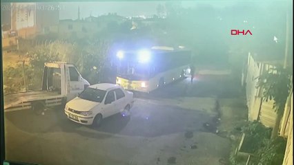 İstanbul'da İETT otobüsünü çaldılar, parçalarken yakalandılar