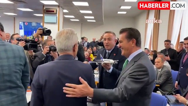 Veli Ağbaba'dan Kadına Yönelik Şiddetle Mücadele Günü Tepkisi