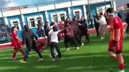 Bölgesel Amatör'de maç bitti! Tekme ve yumruklar havada uçuştu