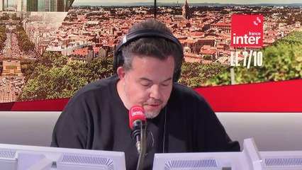 Etre écrivain et algérien, ce sont deux métiers difficiles - Le billet de Sophia Aram