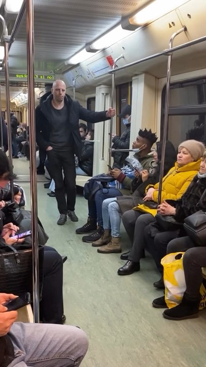 #bonlundi #bonnereprise et soyez #malin :  Généralement, la grande #malice des #uns est le plus souvent faite de la #stupidité des #autres.