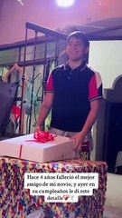 Perdió a su mejor amigo hace cuatro años y su novia le hizo un emotivo regalo en su cumpleaños 