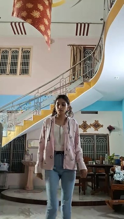 Love this song 🥰🥰🥰 pocket locket