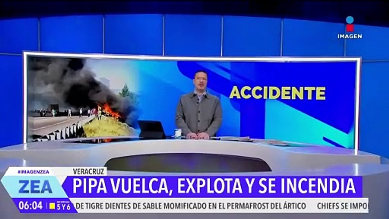 Pipa explota y se incendia tras volcarse en la autopista Xalapa-Perote