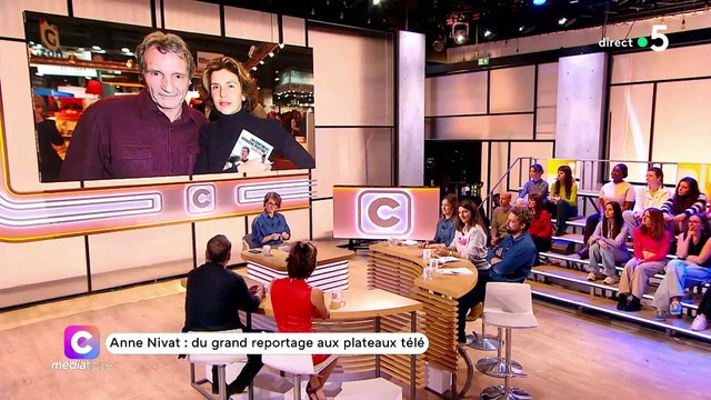 La journaliste Anne Nivat agacée après une question sur son mari Jean-Jacques Bourdin sur France 5: On n'a plus besoin d'être définies par ce que disent de nous nos maris - Regardez