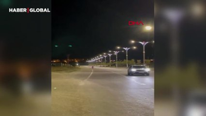 Boş yolu fırsat bilen sürücünün tehlikeli yolculuğu kamerada