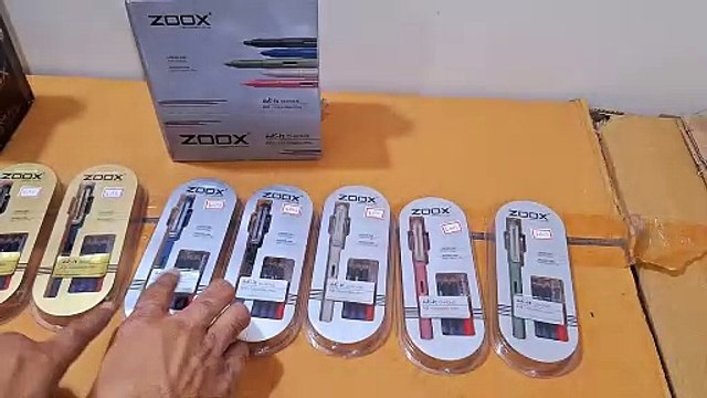 Unboxing and Review of FLAIR Zoox A9 Ink-it Gold Fountain Pen