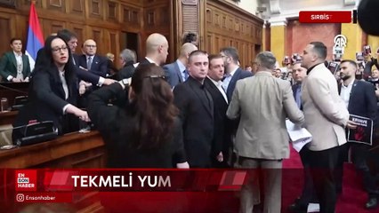 Sırbistan'da tren istasyonundaki ölümlü kaza nedeniyle milletvekilleri arasında kavga