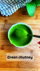 Green cream in bread and eating is amizing🥰😇