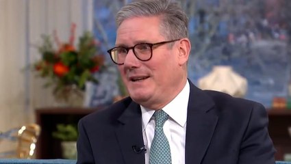 Keir Starmer issues defiant response to petition calling for general election