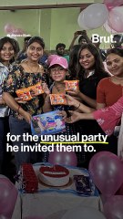 Man makes his daughter’s first period special!