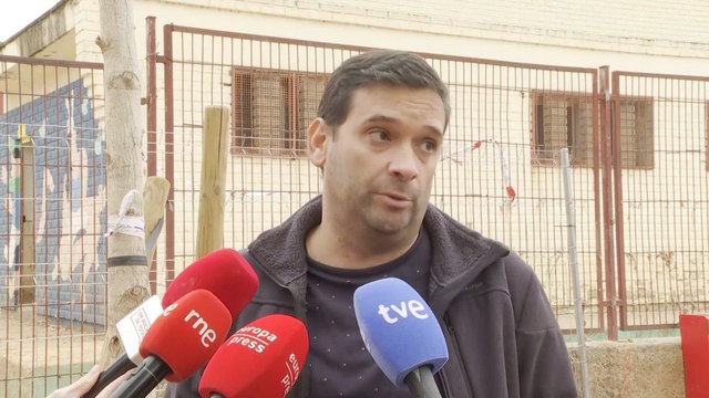 Padres de alumnos del colegio Luis Vives de Massanassa piden que se derribe