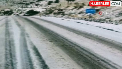 Siirt'te Kar Yağışı Yüksek Kesimleri Beyaza Bürüdü