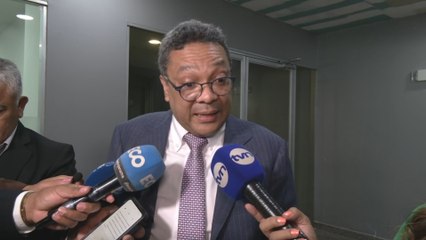 Dino Mon responde a solicitud de los diputados de la Comisión de Salud