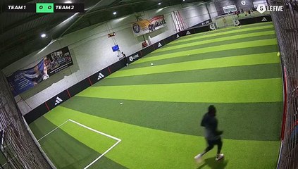 Anthony 25/11 à 19:52 - Football Terrain 2 (LeFive Carrières-sous-Poissy)