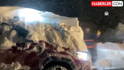 Giresun'da Heyelan Sonrası Kapalı Yol Ulaşıma Açıldı