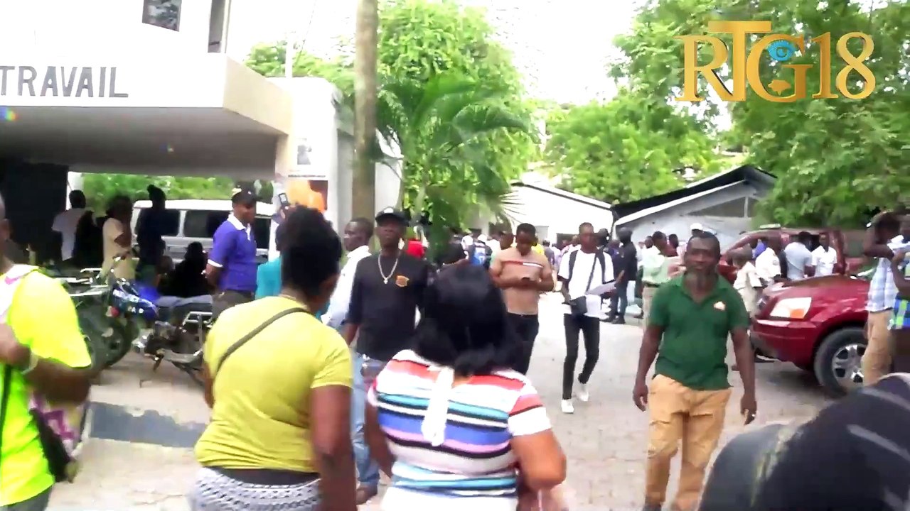 Plizyè avoka kritike enpak ensekirite a genyen sou fonksyonman lajistis depi ouvèti ane jidisyè a.