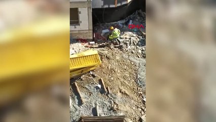 İnşaatın 5'inci katından düşen işçi ağır yaralandı