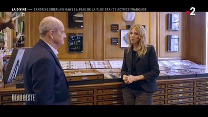 Dans l'émission "Beau Geste" diffusée sur France 2, Sandrine Kiberlain a tendrement évoqué Fanny Ardant, qui, à ses débuts, n'a pas hésité à gifler un comédien pour la défendre...