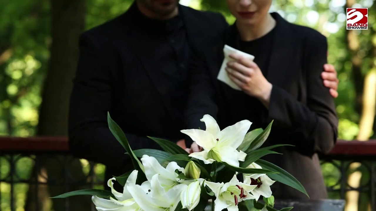 Start von immersiven 4D-Beerdigungen.