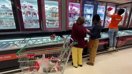 Ministro da Agricultura apoia boicote de fornecedores de carne ao Carrefour