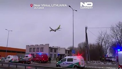 حادث مروّع في ليتوانيا.. طائرة تصطدم بمنزل وتؤدي إلى مقتل شخص