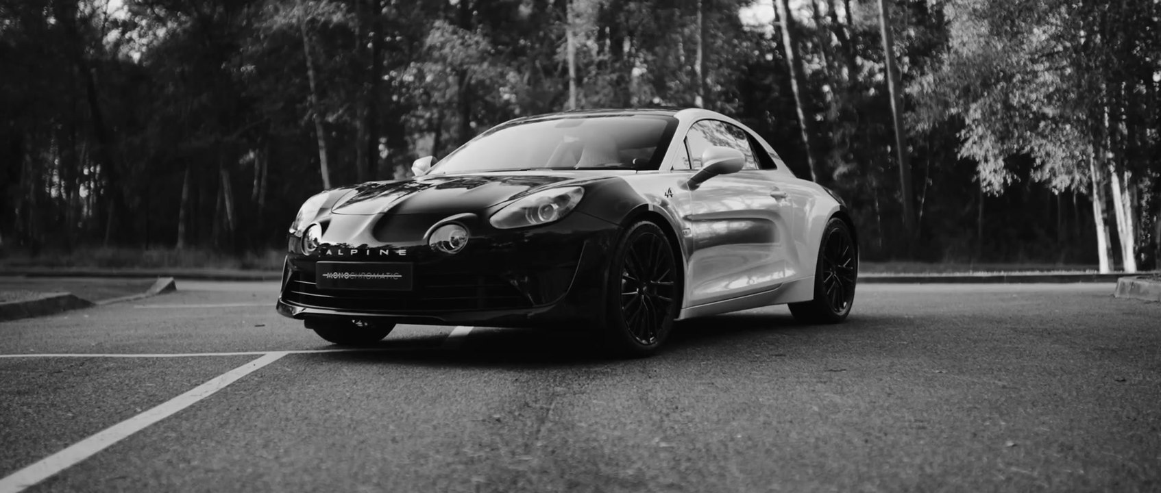 The Monochromatic artistic collaboration Alpine x Mathieu Cesar brings to life an A110 S rendered in Black & White