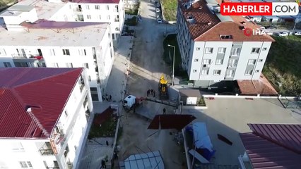 Hatay'da Kuvvetli Fırtına Metal Çatıyı Uçurdu, Vatandaş Son Anda Kurtuldu