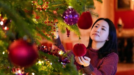 Gioioso, nostalgico, sensibile: il profilo di chi fa l’albero di Natale in anticipo