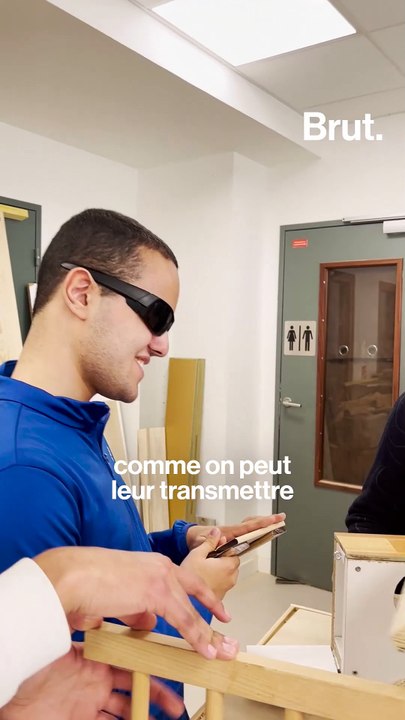 Aveugle, il partage sa passion pour le bricolage