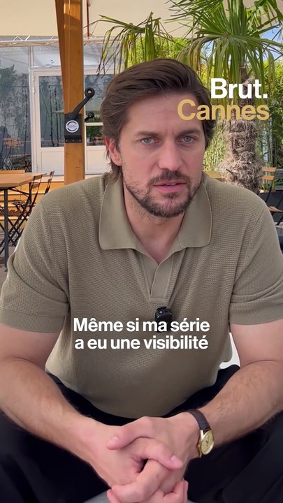 Comment Lucas Bravo choisit ses rôles