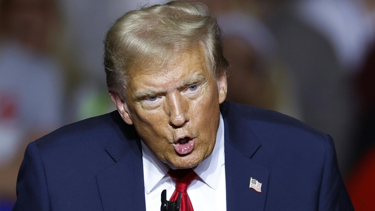 Trump kündigt höhere Zölle für Waren aus Mexiko, Kanada und China an