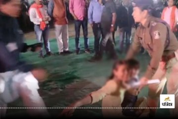 CM के काफिले के सामने कूदी महिला