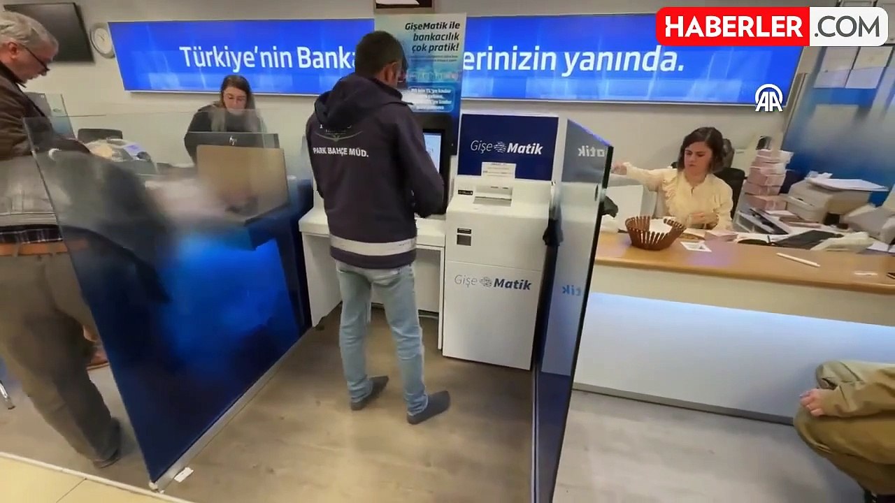 Belediye işçisinden duygulandıran hareket