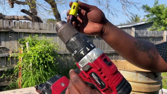 Koopi 1 Inch Hole Saw with Arbor Bi Metal Hole Cutter